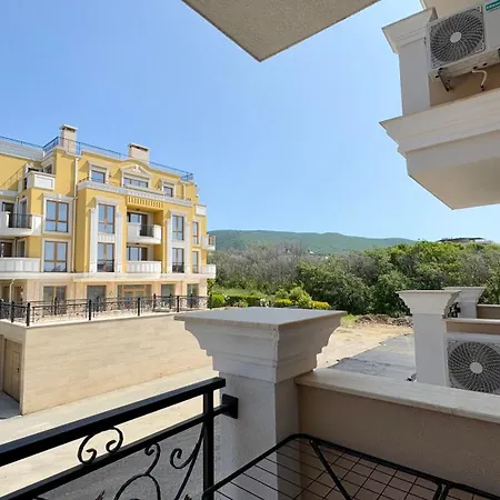 Emperium 1 - Polarstar Real Estate Apartmán
