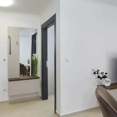 Emperium 1 - Polarstar Real Estate *