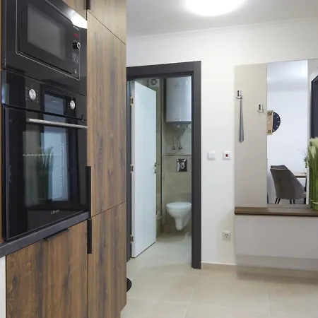 Апартамент Emperium 1 - Polarstar Real Estate Свети Влас